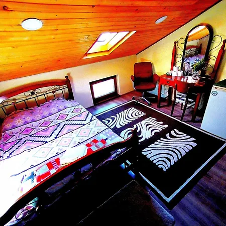 Centre Suits 2 Hostel *