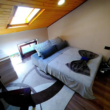 Centre Suits 2 * Βάρνα