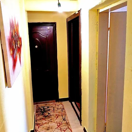 Hostel Centre Suits 2 *