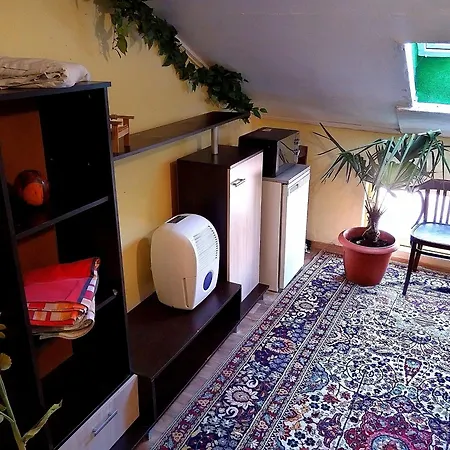 Centre Suits 2 Hostel *