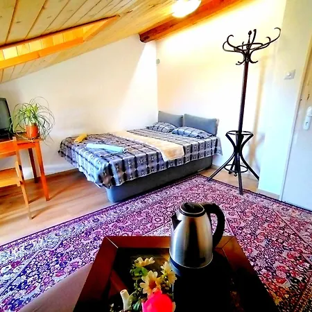 Centre Suits 2 Hostel Varna