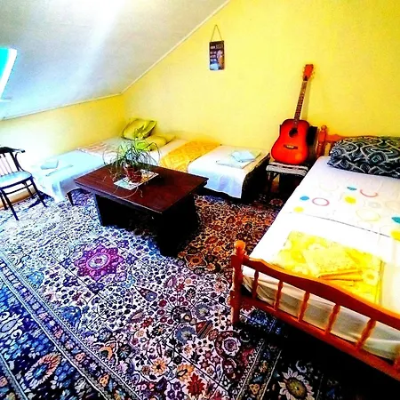 Hostel Centre Suits 2 *