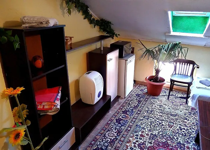 Centre Suits 2 旅馆 *